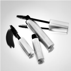 RMS STRAIGHT UP VOLUMIZING PEPTIDE MASCARA