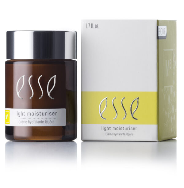 LIGHT MOISTURISER LIGHT MOISTURISER