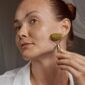 Yin_Your_Skin_KUULAS_Gua_Sha_Beauty_Roller_6430072310228_LR3