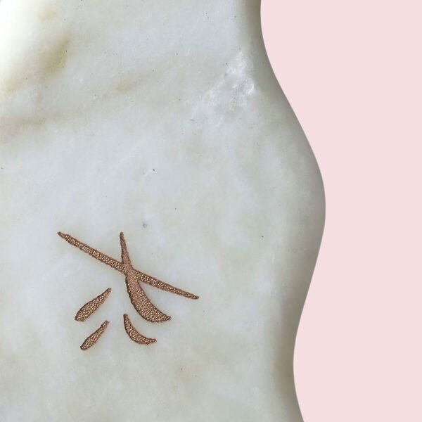 Yin_Your_Skin_LAHJA_Gua_Sha_Facial_Tool_6430072310211_LR4 Yin_Your_Skin_LAHJA_Gua_Sha_Facial_Tool_6430072310211_LR4