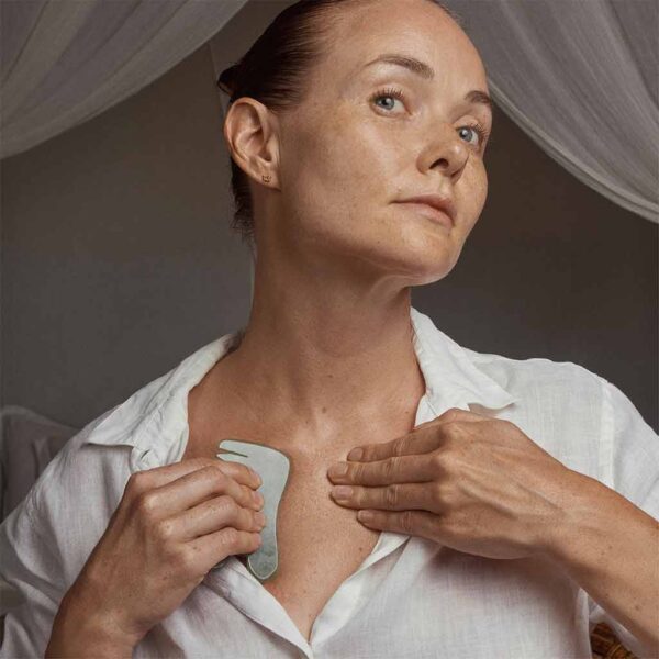 Yin_Your_Skin_LOVI_Gua_Sha_Comb_6430072310198_LR3 Yin_Your_Skin_LOVI_Gua_Sha_Comb_6430072310198_LR3